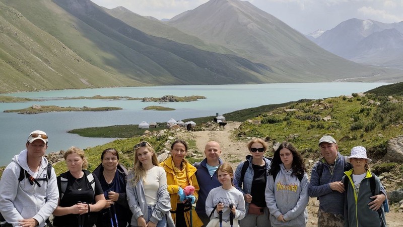 Дикие красоты Кыргызстана в мини-группе: Иссык-Куль и каньон Сказка, юрты и треккинг (всё включено)