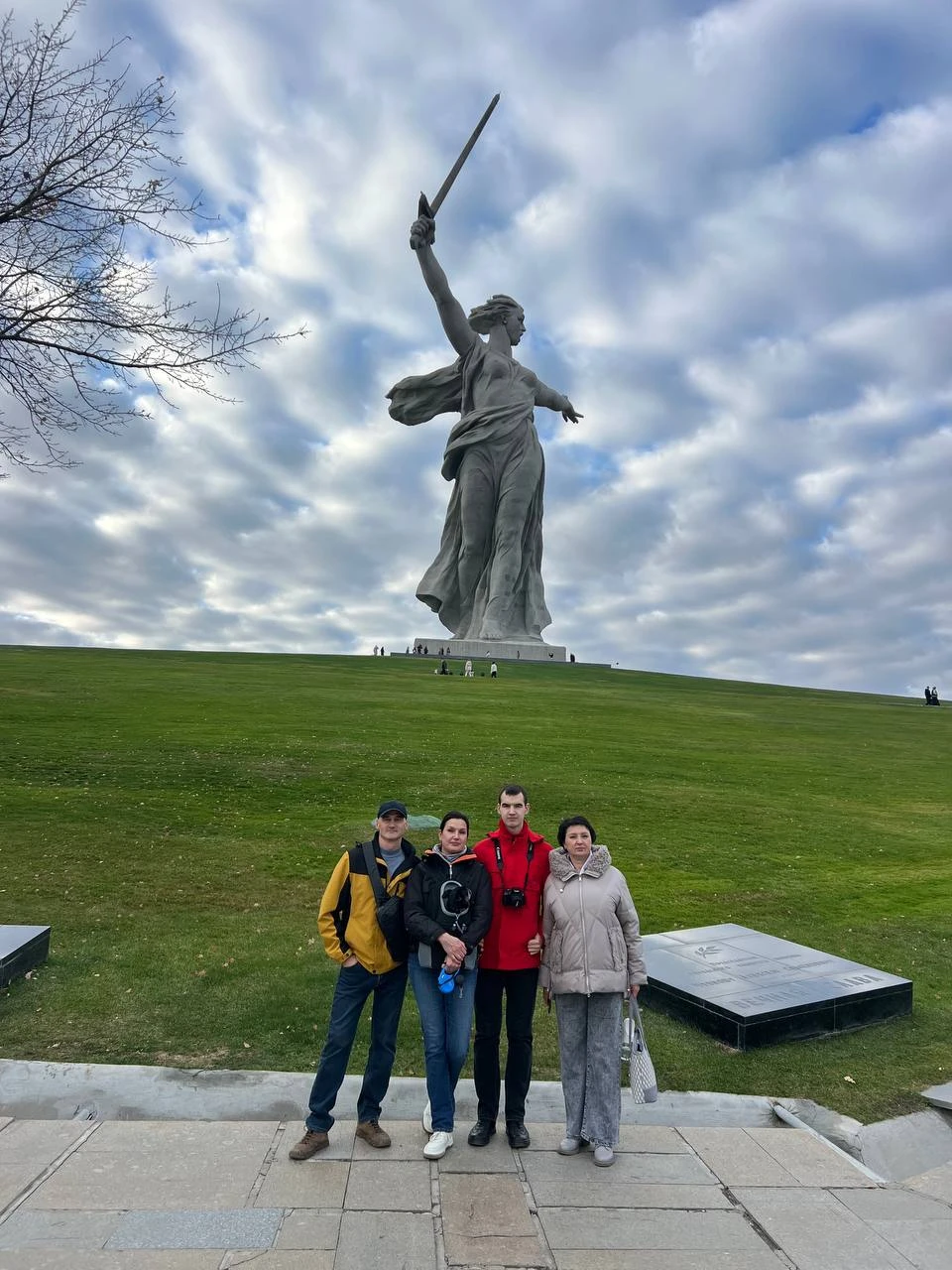 Прекрасная, познавательная экскурсия! Андрей профессионал своего дела! Человек, который любит свой город, знает историю своего города