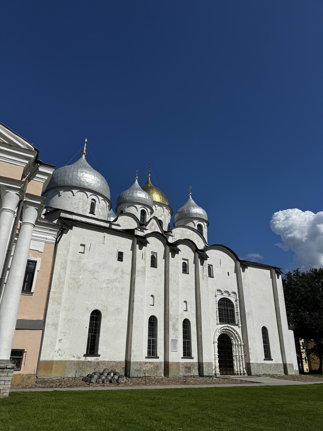 Кремлёвские прогулки со Сбыславом, Агафьей, Феофанией или Евфимией (Анастасия)
