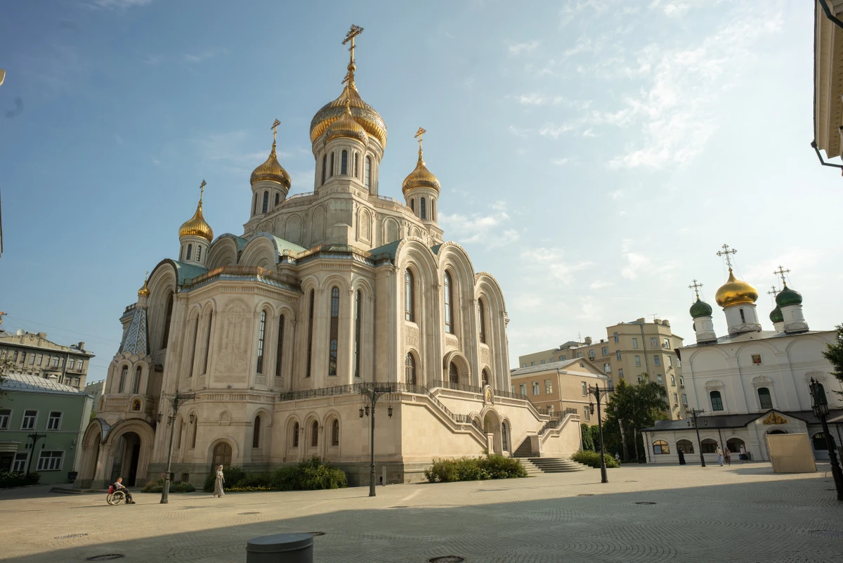 «От Богородицы райский уголок»: экскурсия по Сретенскому монастырю с посещением духовной академии (6/7)