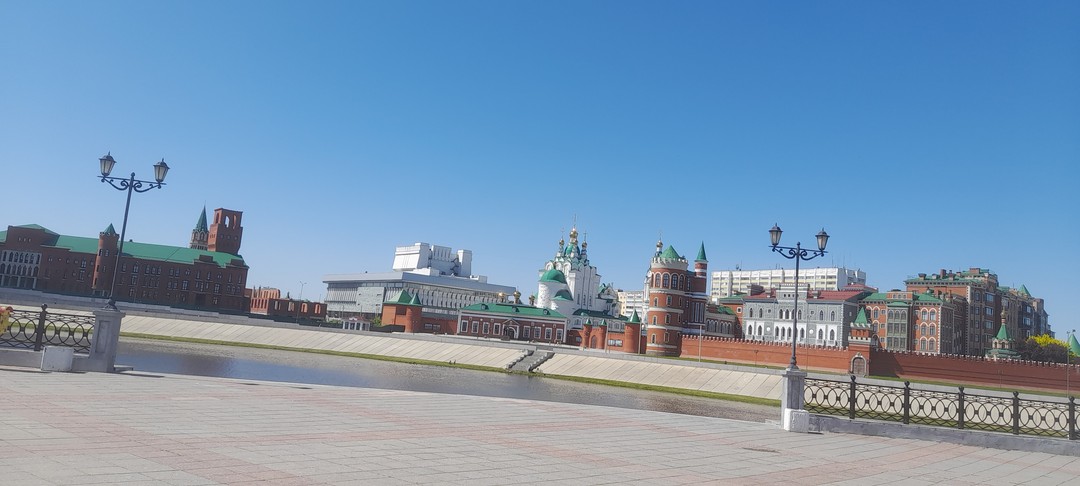 26 мая 2025 года были на пешеходной экскурсии по Йошкар-Оле с гидом Татьяной. Экскурсию заказывали через