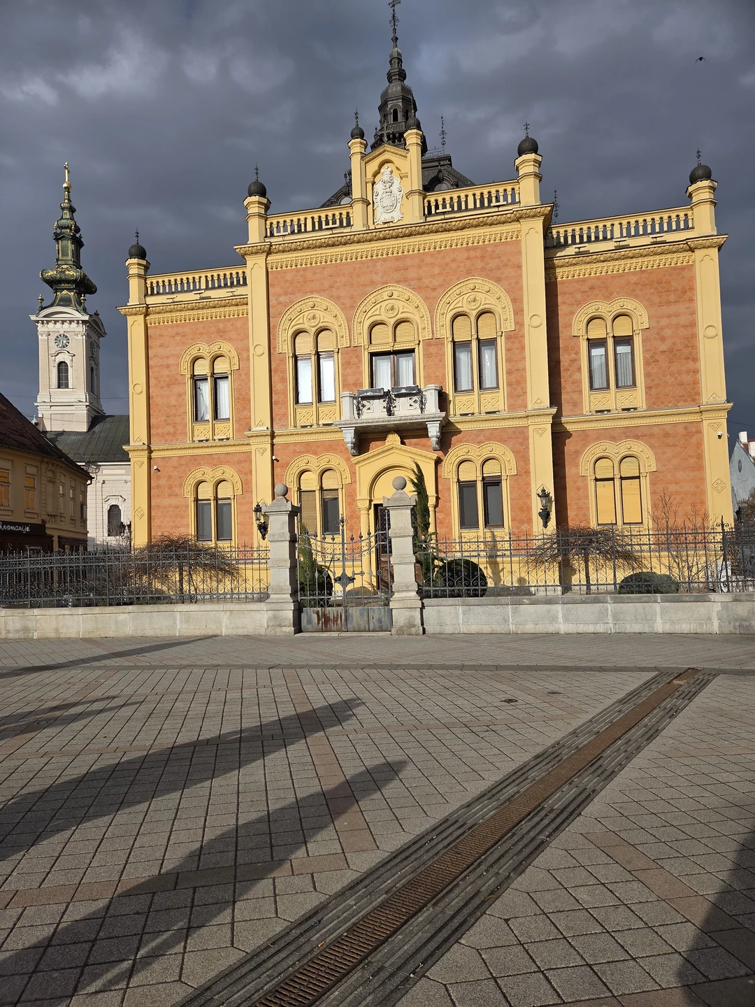 Отличная экскурсия. Саша рассказывал интересно, увлекательно и доступно. Время пролетело быстро. Порекомендовал хорошие рестораны в Белграде