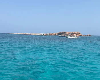 Морская прогулка к островам Диманият и снорклинг