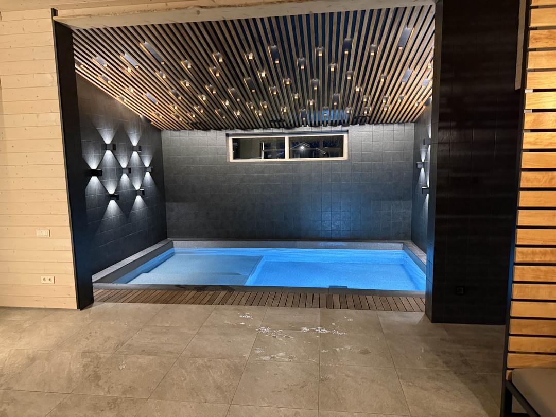 Спасибо Максиму, после долгой дороги - Зарядились энергией Севера, это не просто попариться и нырнуть в