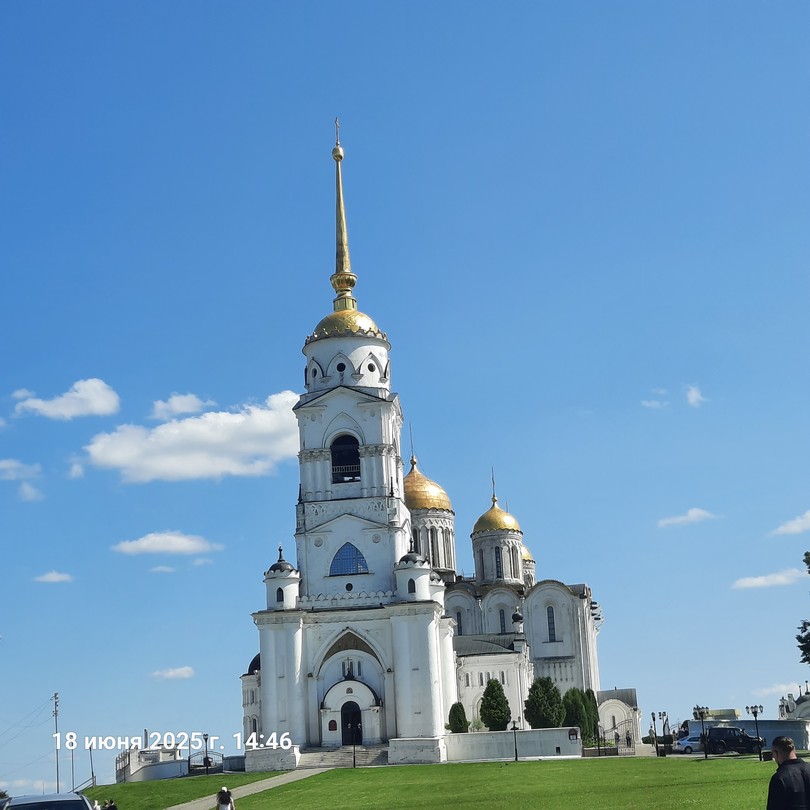 Познакомиться с Владимиром и фресками Рублёва в Успенском соборе на групповой экскурсии (Елена)