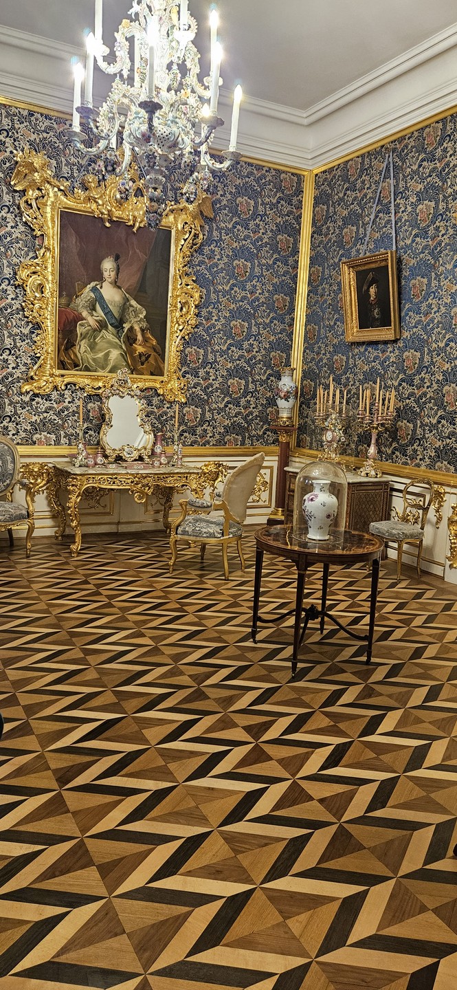 В Петергоф на скоростном судне: экскурсия по Нижнему парку и Большому дворцу (Сергей)