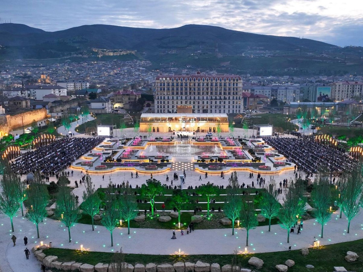 Из Каспийска — в удивительный Дербент