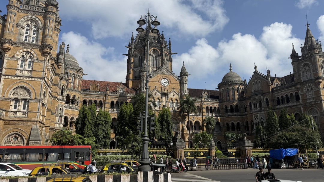 Был в прошлом году в Гоа, но не получилось слетать в Мумбай. В этот раз на