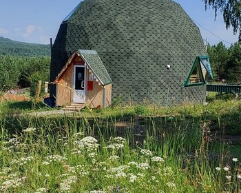 Восхождение к священным вершинам, знакомство с жизнью монахов