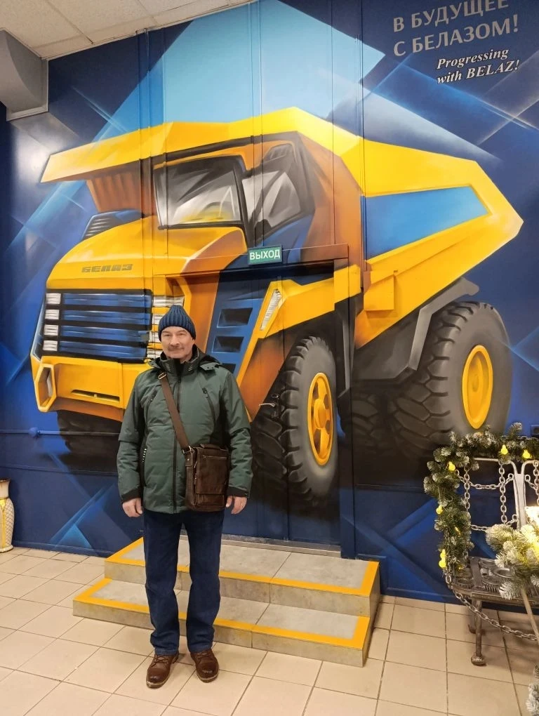 Всё прошло просто отлично. Пока ехали к месту и обратно экскурсовод всё рассказал в подробностях про