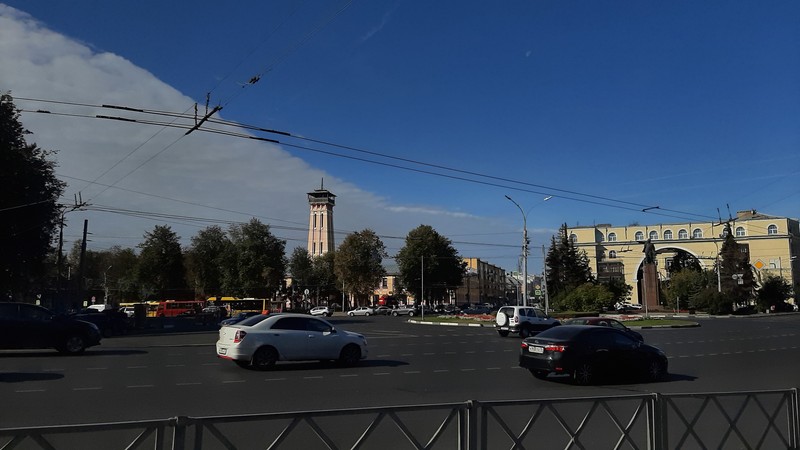 Ярославль в камне и дереве