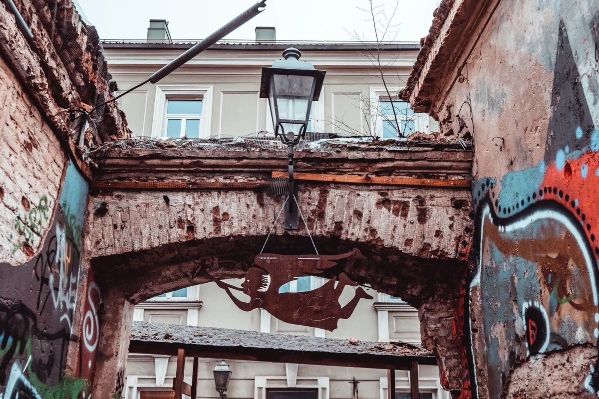 Контрасты Вильнюса: Старый город и богемная республика Ужупис (4/7)