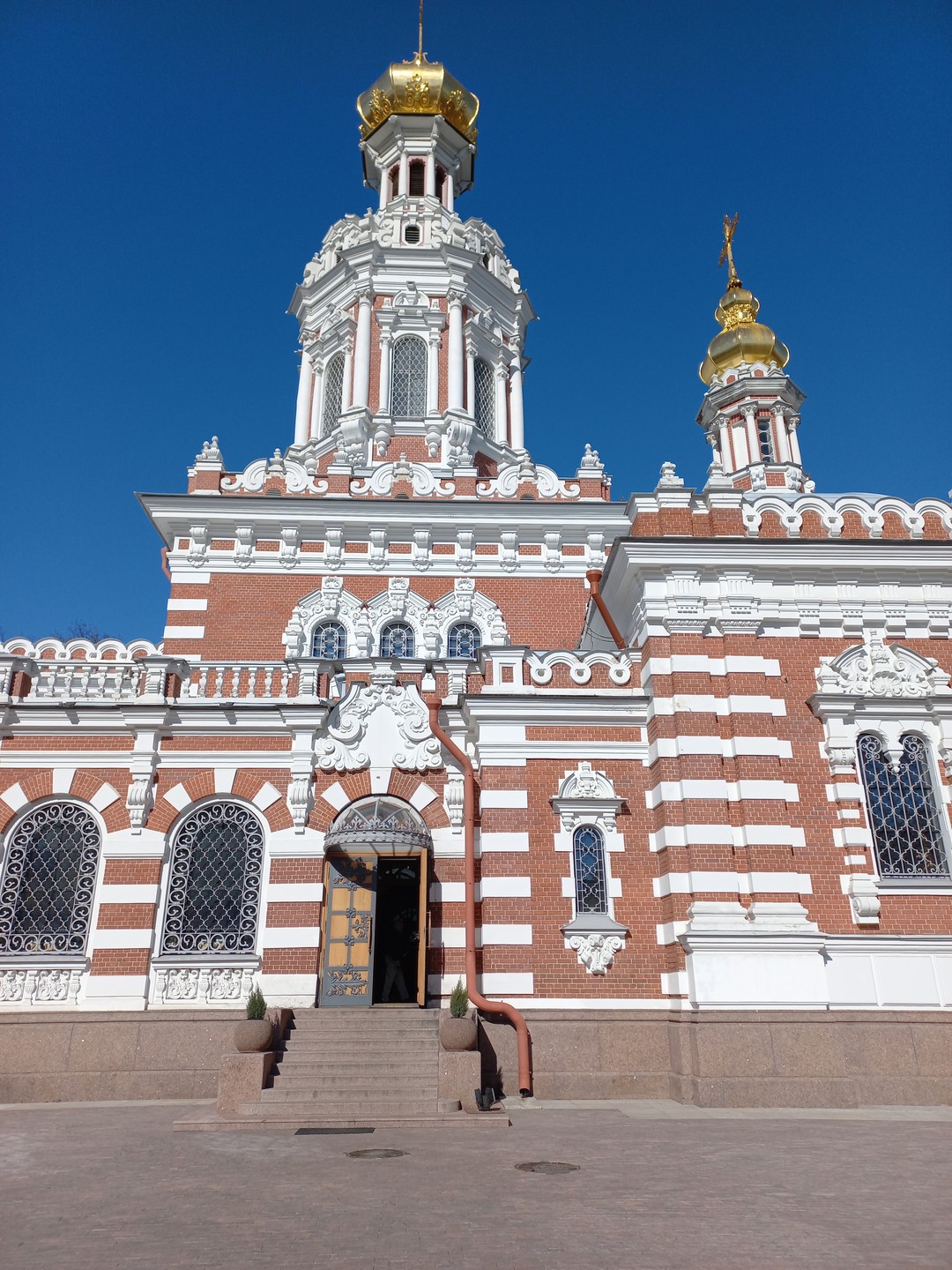 К Ксении Петербургской на Смоленке: о почитаемой святой и не только (Елена)