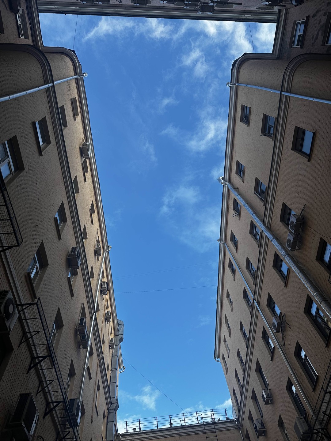 Проходные дворы Москвы (Елизавета)