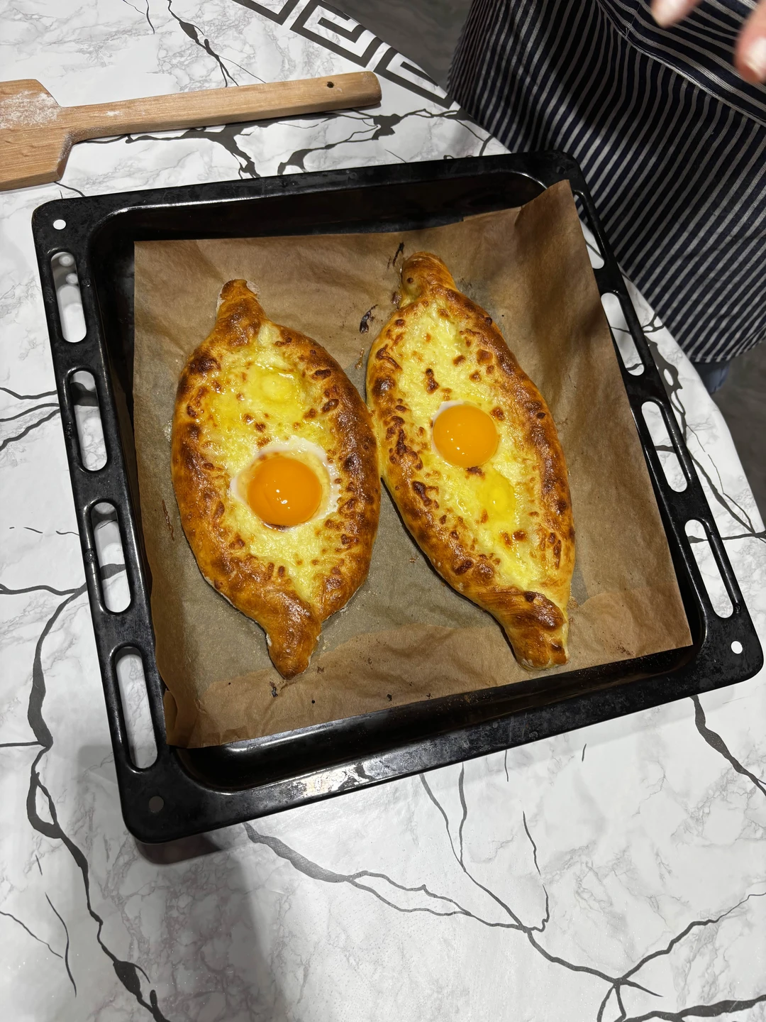 Невероятный опыт в Тбилиси! Хозяйка дома с удовольствием рассказывает историю местной кухни и тонкости приготовления. Мы