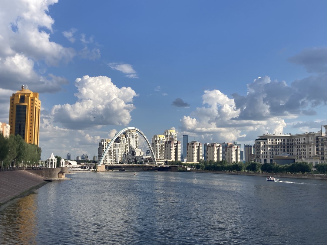 Экскурсия по Астане "Рождение города будущего" - это прекрасный вариант для тех, кто хочет получить представление