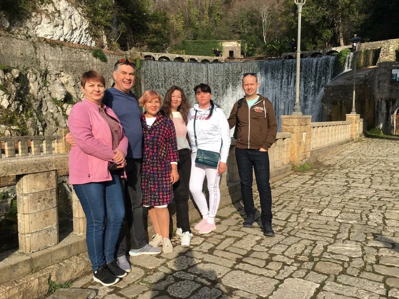 Оздоровительный тур «всё включено» в Абхазию: пилатес и растяжка с тренером, экскурсии (мини-группа)