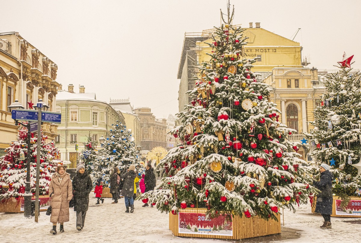 Кузнецкий мост — кузница счастливых людей, или Богатые тоже плачут? (11/11)