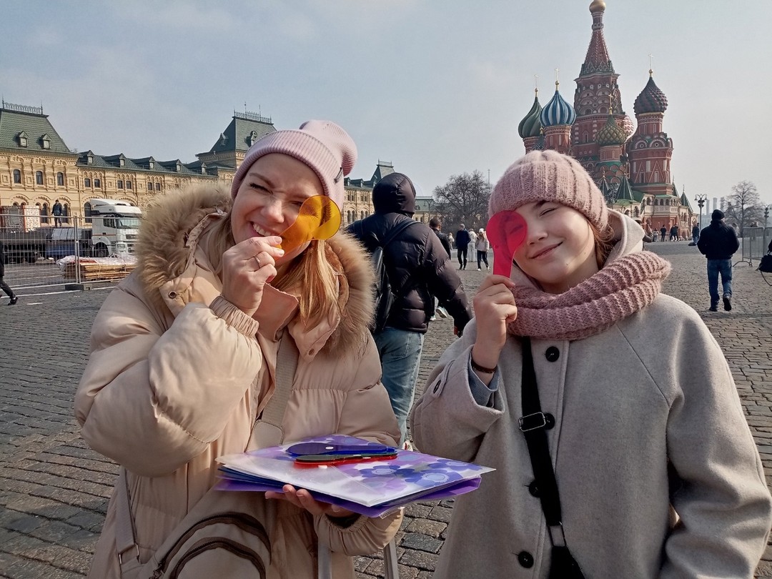 13 марта были на экскурсии "Город добрых дел", которую для нас провела экскурсовод Екатерина, и это