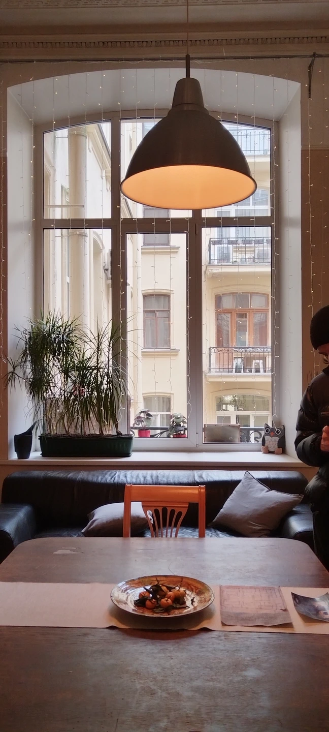 Через дворы и парадные в доходный дом Бака (Донна)