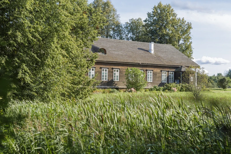 Групповая автобусная экскурсия в Пушкинские Горы