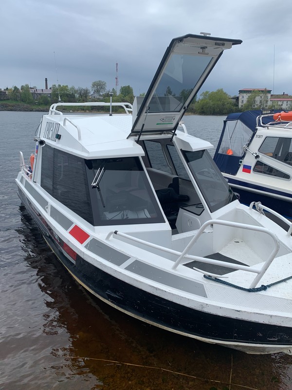 Ладожские шхеры на катере - пейзаж, который не забывается