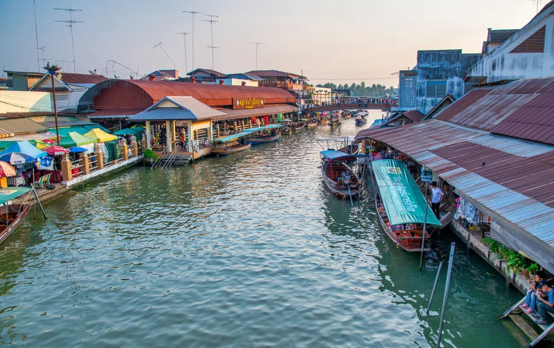 Ампхава - тайская Венеция (из Паттайи)