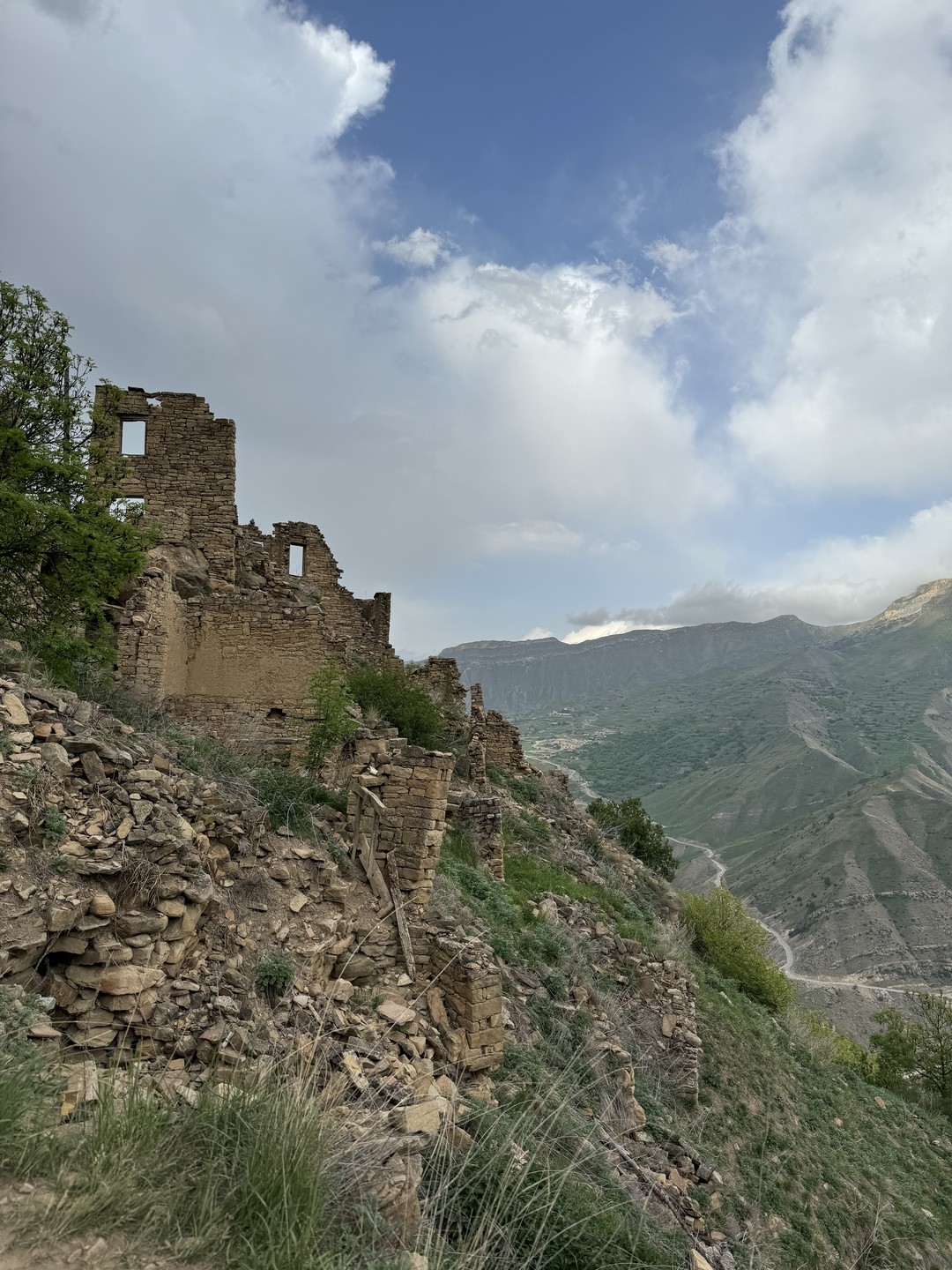 Очень понравилось. Гид хороший, экскурсия была комфортной, мы задавали много вопросов, гид на все отвечал. Была