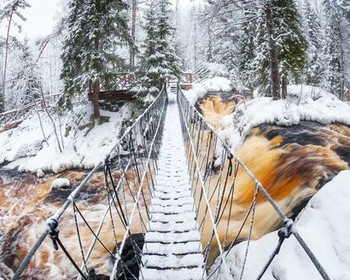 Питомник хаски, водопады Ахвеноски и горный парк «Рускеала»