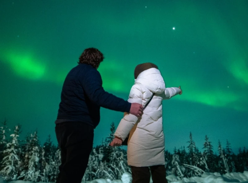Вот реальная погоня и охота за северным сиянием, лучше не придумаешь! Гонялись, ловили и если честно