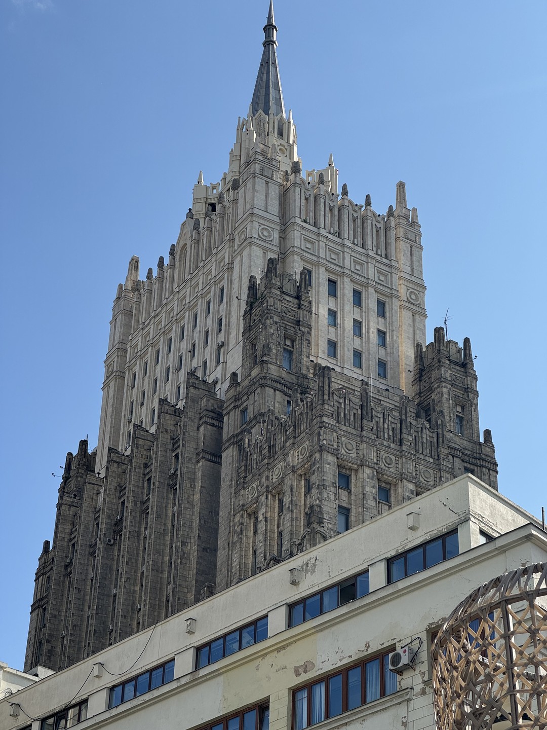 Благодарим за прекрасную прогулку нашего экскурсовода Татьяну! Профессионал своего дела, нам провели экскурсию в составе 2-х