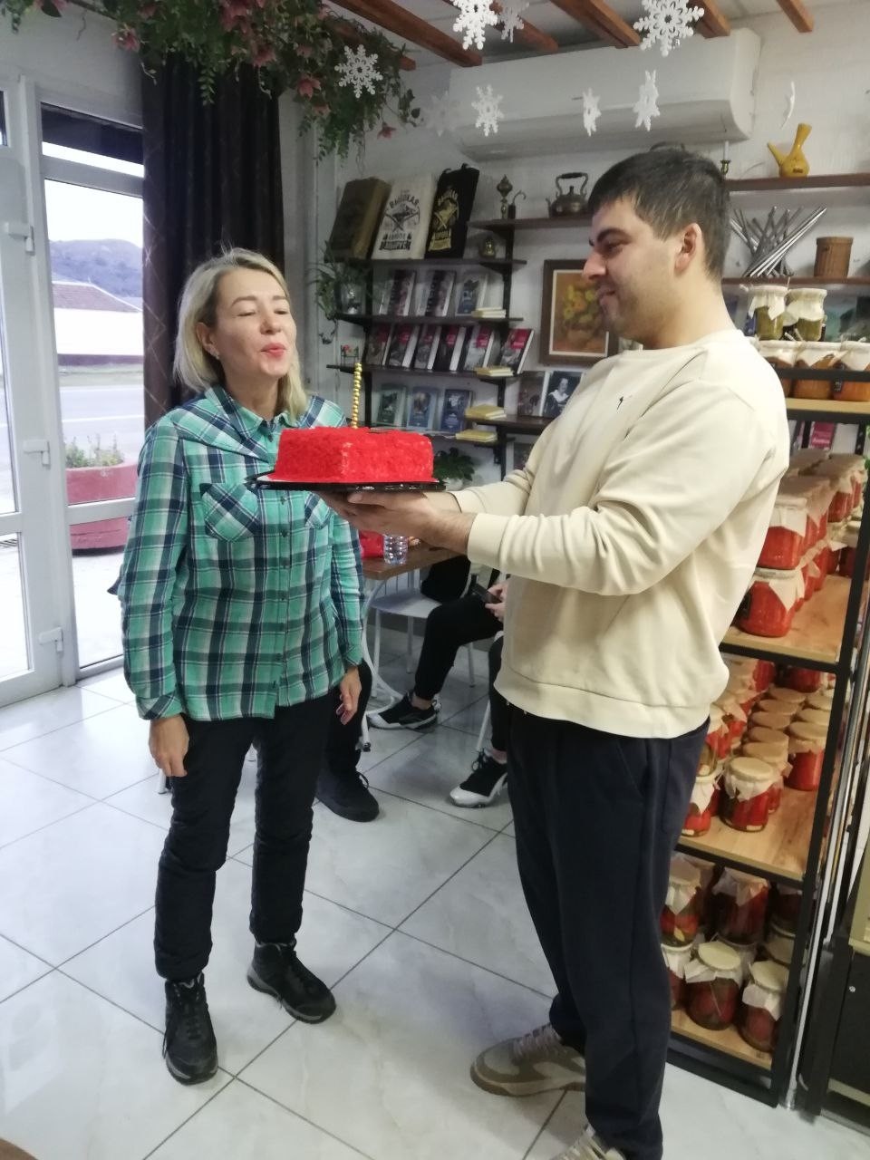 На джипе к Эльбрусу: Гижгит, поляна Азау и поляна Нарзанов (юля)