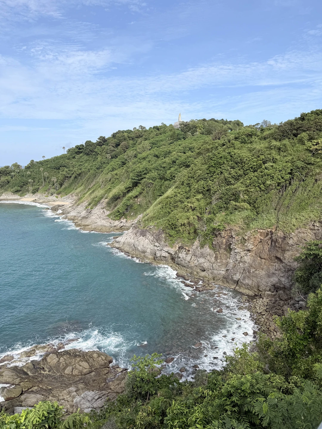 Экскурсия очень интересная, проехали по всем местам по программе и не только! Приятно быть там, где нет толп туристов и наслаждаться красивыми видами