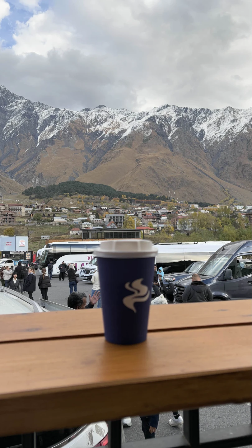 Казбек из Тбилиси: целебные травертины и волшебство горной долины (Юлия)