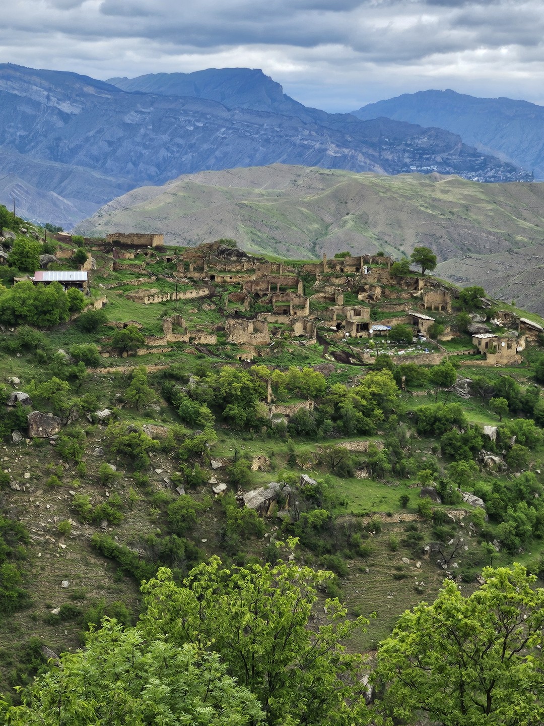 Все было отлично, интересно и комфортно при передвижении от локации к локации! Хотелось бы больше времени