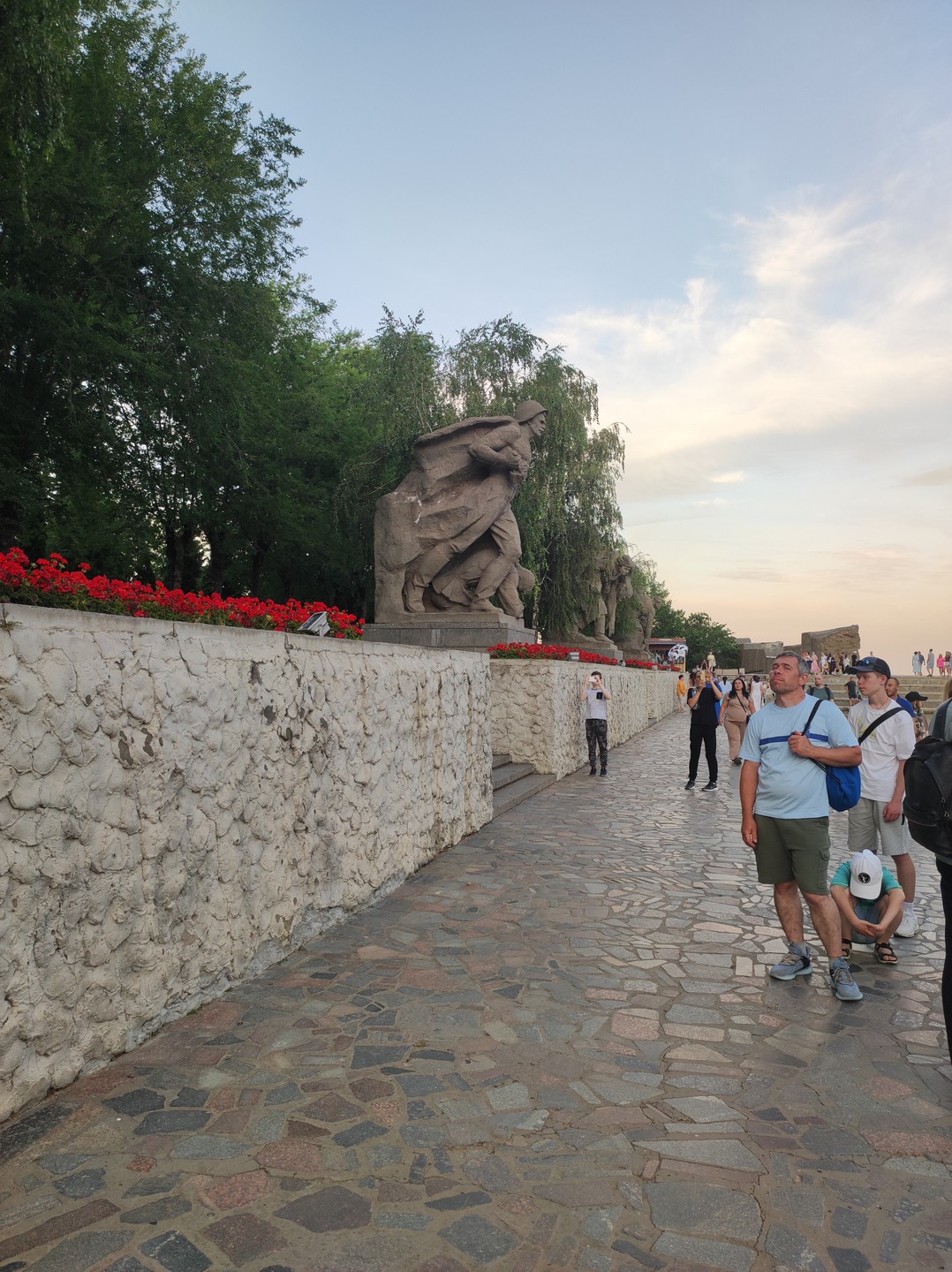Мамаев курган: от первого боя до наших дней (Алиса)