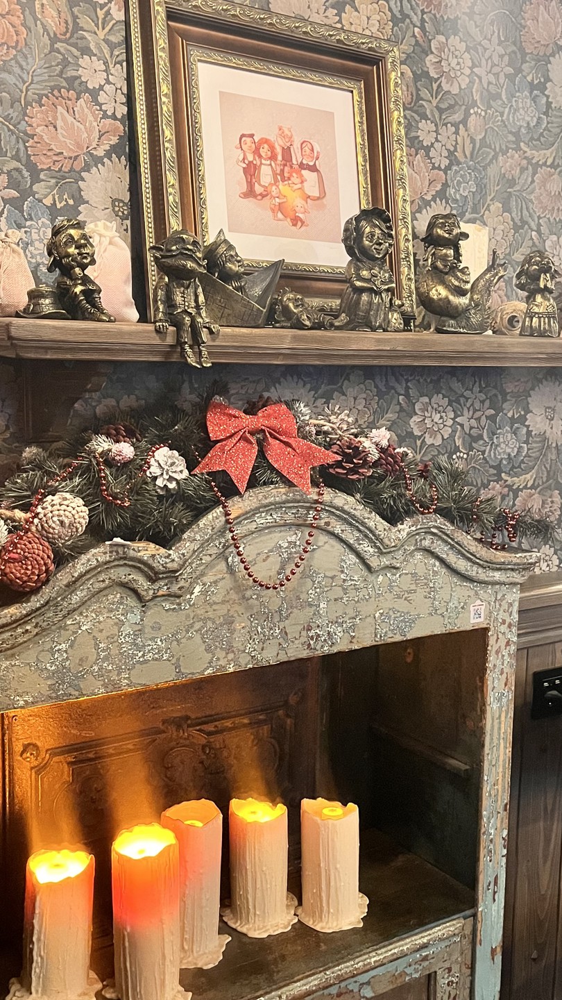 Путешествовали вчетвером с коллегами. К выбору гидов отнеслись с вниманием и особой ответственностью. Для ознакомления с