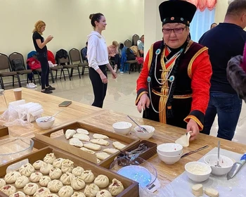 Прибытие на Ольхон, встреча заката на мысе Бурхан и омуль по-байкальски