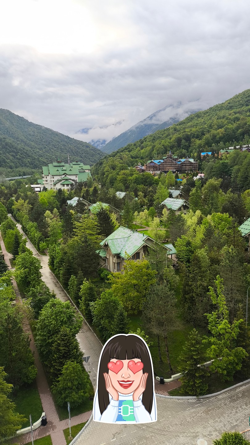 Впечатления самые лучшие. Кристина прекрасный гид,а Алексей -отличный водитель. Замечательно рассказывала Кристина,понравился ее подход с душой,это