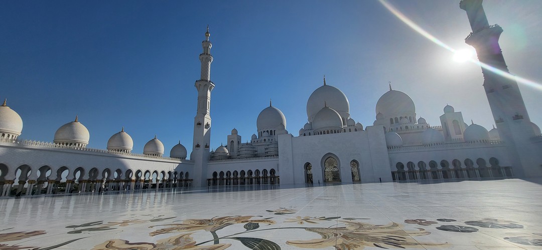 Знакомство с чарующей столицей ОАЭ - Абу-Даби из Дубая (Елена)
