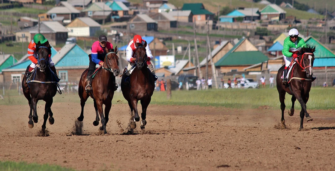 Конные скачки&nbsp;— бурятский национальный вид спорта