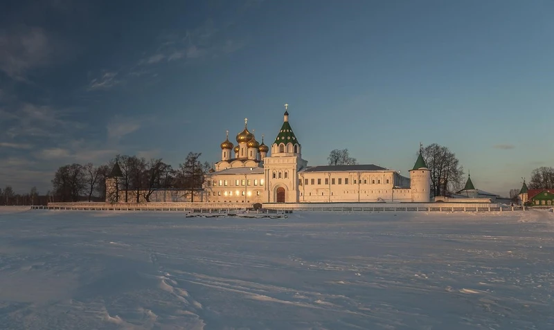 Культурные выходные в Костромской губернии со спектаклем, сырной дегустацией и чаем из самовара