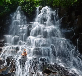 Водопад Канто Лампо