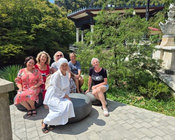 Новый Афон: келья Симона Кананита, рукотворный водопад, Новоафонский монастырь и Приморский парк