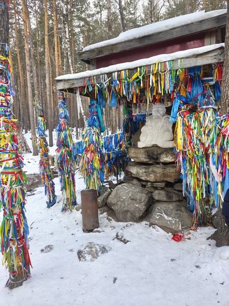 Побывали на данной экскурсии компанией. Из плюсов: прекрасные виды Восточных Саян, посещение дацана, прогулка вдоль горной