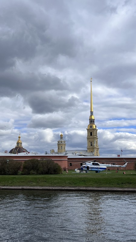 Фото к экскурсии Мотопрогулка по знаковым местам Петербурга