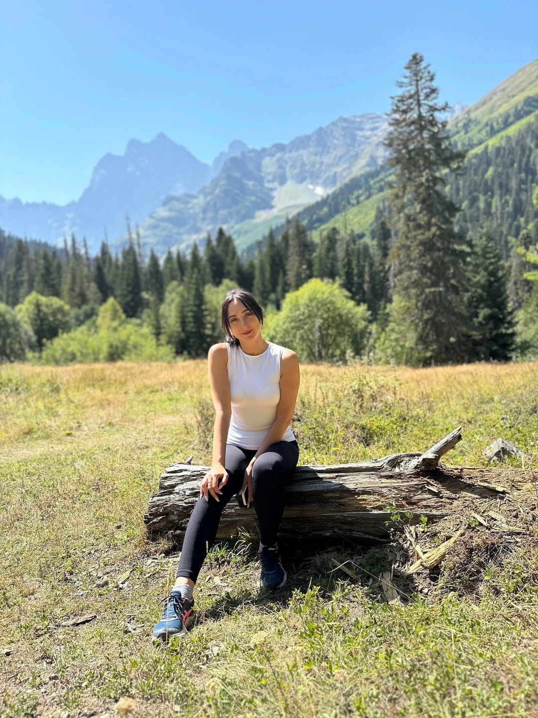 Домбай - место силы. Путешествие в мини-группе (Анастасия)