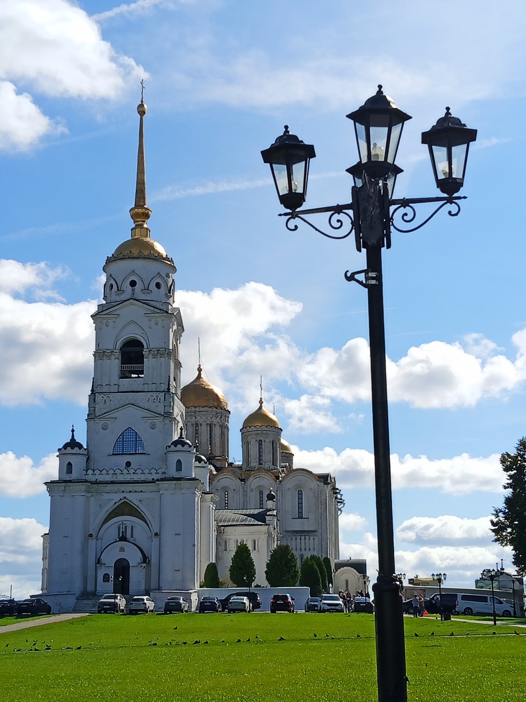 Познакомиться с Владимиром и фресками Рублёва в Успенском соборе на групповой экскурсии (Надежда)