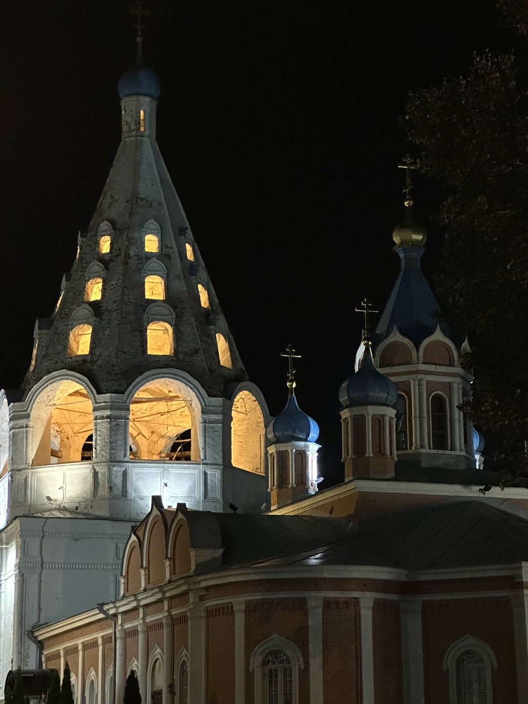 Коломенский кремль под покровом ночи (Ирина)