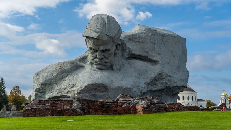 В Брестскую крепость и форт №5 из Минска - всё включено